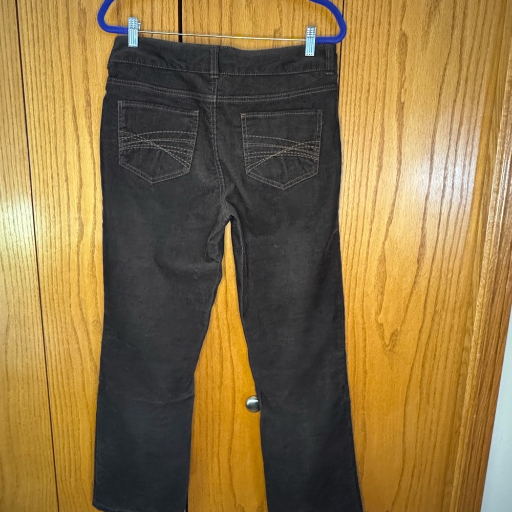 Women's Brown boat cut cords Jean style